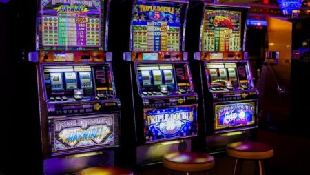 Online casino: Den perfekte indendørsaktivitet, når vejret er dårligt