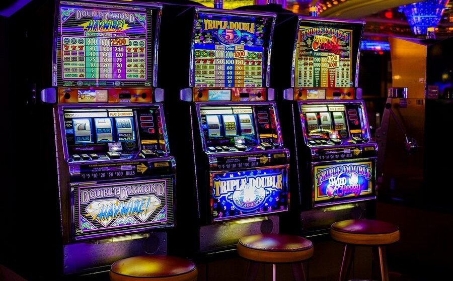Online casino: Den perfekte indendørsaktivitet, når vejret er dårligt